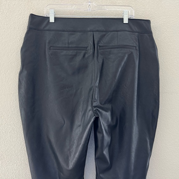 Spanx Faux Leather Flare Pant Black Pull On High Elastic Waistband Edgy Plus 3X - Picture 10 of 14